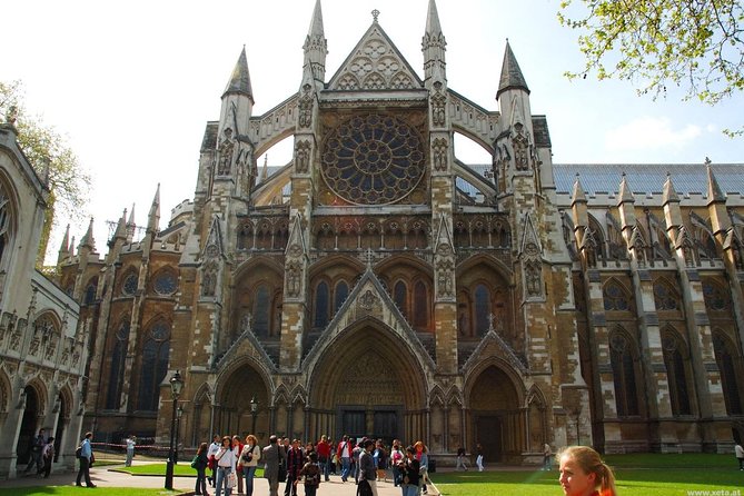 Private Tour to Westminster Abbey with optional Houses of Parliament in London - Price and value: what $150.02 is really buying you
