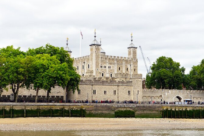 Private Tour: Tower of London with Private Guide - Crown Jewels and the White Tower: the must-see combination
