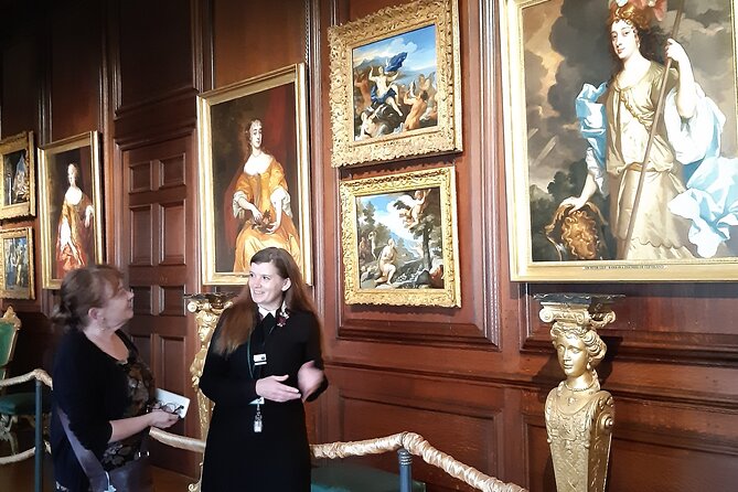 Private tour with an accredited expert guide Hampton Court Palace - Who you’re touring with, Sarah Slater and how her background matters
