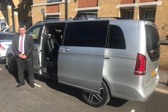 Private Transfer From Central London to Heathrow Airport - What a Private Heathrow Transfer Feels Like at 5am