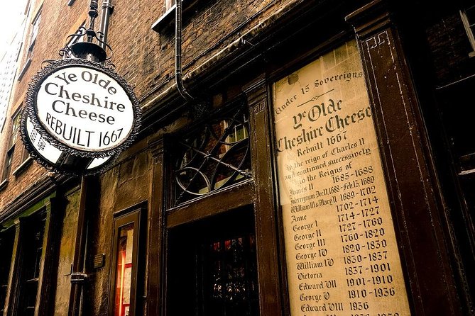 Private Walking Tour: Historic and Hidden Pubs of London - Price and value for a private guide
