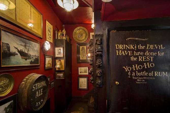 Private Walking Tour: Historic and Hidden Pubs of London - The Mayflower Pub: sailors, ancestry, and candlelit detail