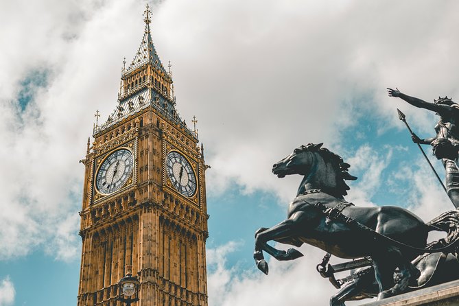 Private Walking tour London, Buckingham Palace to Big Ben and much more - Parliament Square to Big Ben: turning landmarks into stories