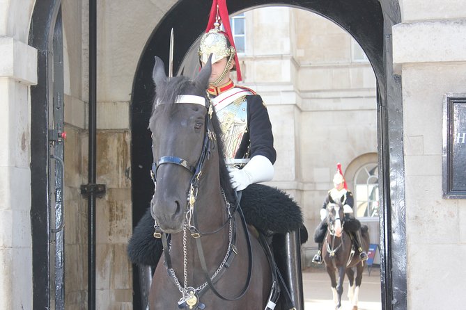 Private Westminster, Whitehall, and Windsor Castle Tour by Train - Windsor Castle: St George’s Chapel first, then your 3-hour plan
