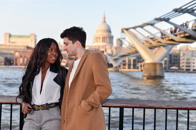 Professional Private Photoshoot in London - London Eye and River Thames Views, with Route Flexibility That Helps