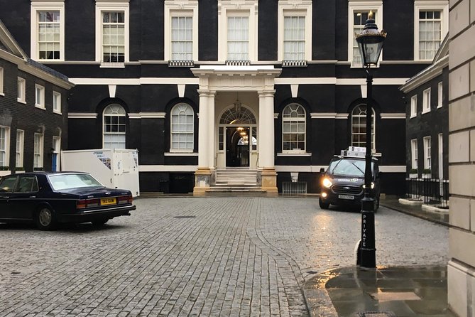 Rich people behaving badly - Burlington Arcade: London’s first high-end shopping mall, and a moral question