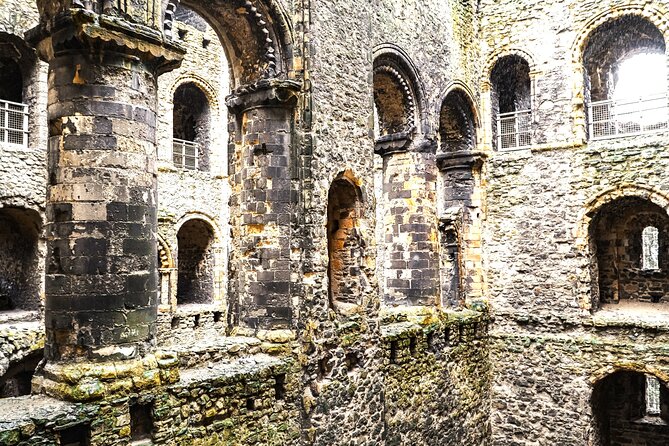 Rochester, Dover Castle Guided Tour and the Cliffs - Coach comfort, group size, and what to pack