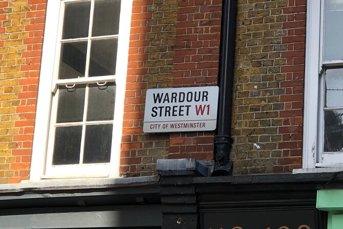 Rock and Roll Walking Tour of Soho London - Your guide experience, from theory to real street storytelling