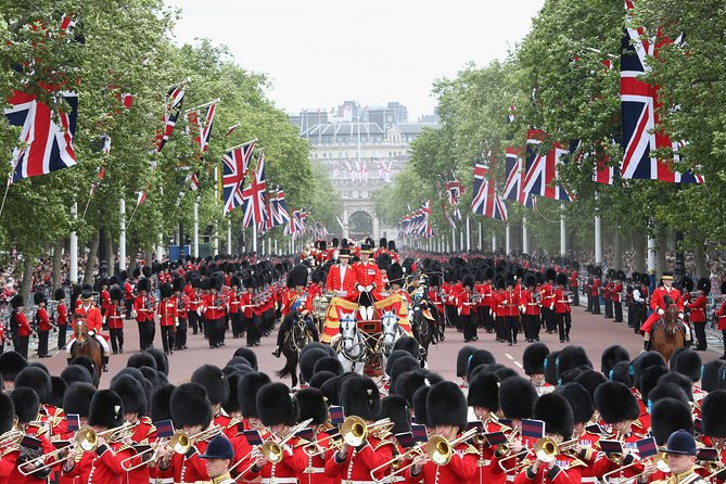 Royal English Walking Food Tour With London Food Tours - Meeting Near Green Park and Getting Oriented Fast