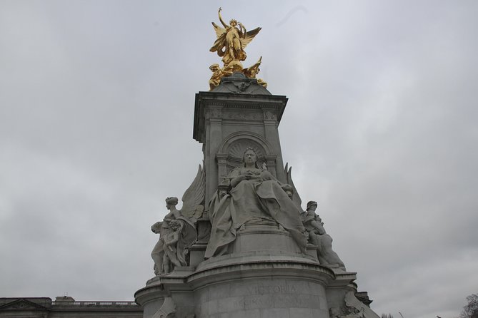 Royal london - Stop 3: St. James’s Palace, Henry VIII, and royal power in plain sight