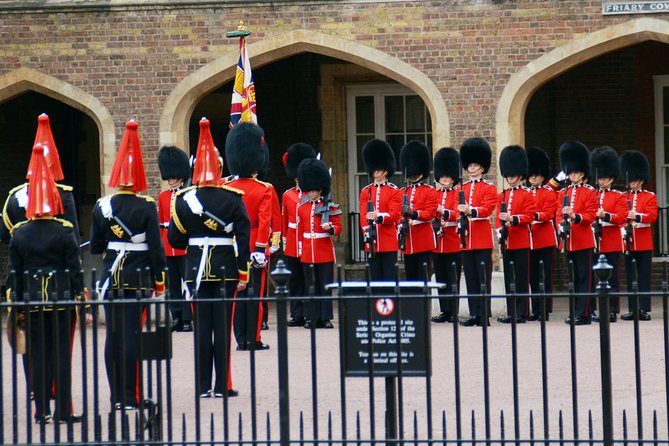 Royal London And Changing of Guard - Very Small Group Tour - Stop 3, Buckingham Palace: the Palace story plus a better Changing of the Guard plan