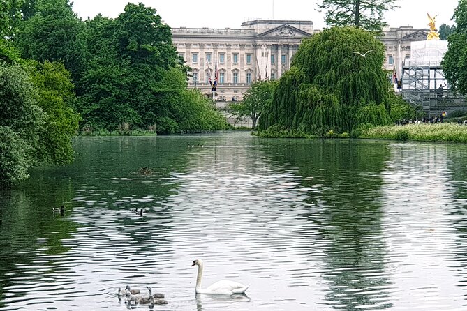 Royal London and The Beatles Private Tour - St James’s Park stroll time between palaces and parks