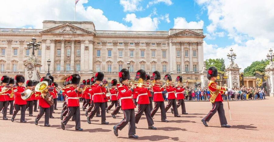 Royal London Tour incl Buckingham Palace & Changing of Guard - Buckingham Palace timed entry and what you will really see