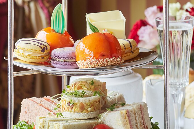Royal London Tour with Afternoon Tea at The Rubens at the Palace - Buckingham Palace and the Changing of the Guard, timing matters