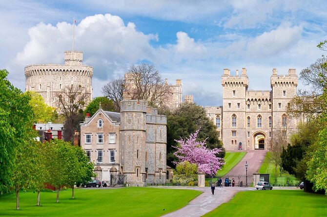 Royal Windsor & Stonehenge Private Tour - Windsor Castle: State Apartments, St George’s Chapel, and the guard moment