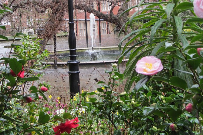 Secret Gardens of London Private Tour - Lincoln’s Inn Fields: coffee break plus a big city square feel
