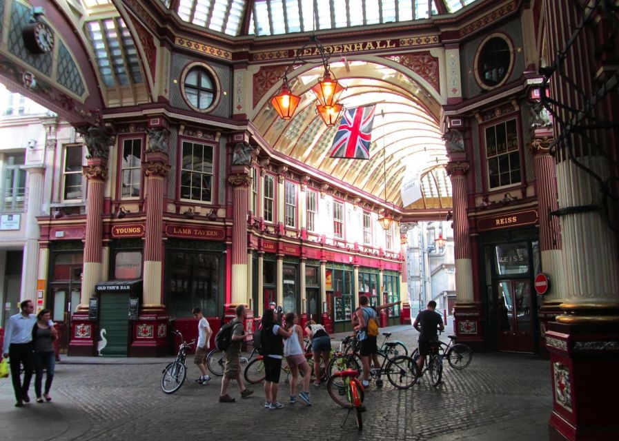 Secret London Tour by Bike - East End Back Streets: Docks, Brick Lane, and Bow Bells Energy