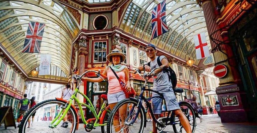 Secret London Tour by Bike - Jack the Ripper, Scandal Stories, and River Myths