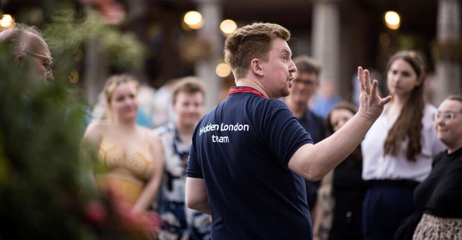 Secrets of Central London Walking Tour - Meeting point and timing, plus what the 2 hours includes