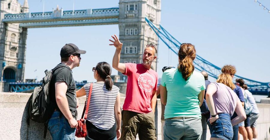 Secrets of London Bike Tour: Thames, Tower Bridge & Market - Key Things You’ll Notice on This Thames Bike Tour