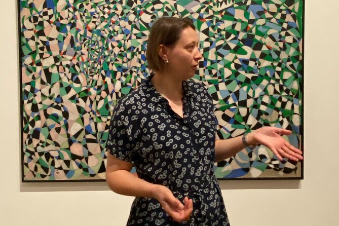See Tate Modern with an Art Historian in London - Entering Tate Modern With an Art Historian Guide