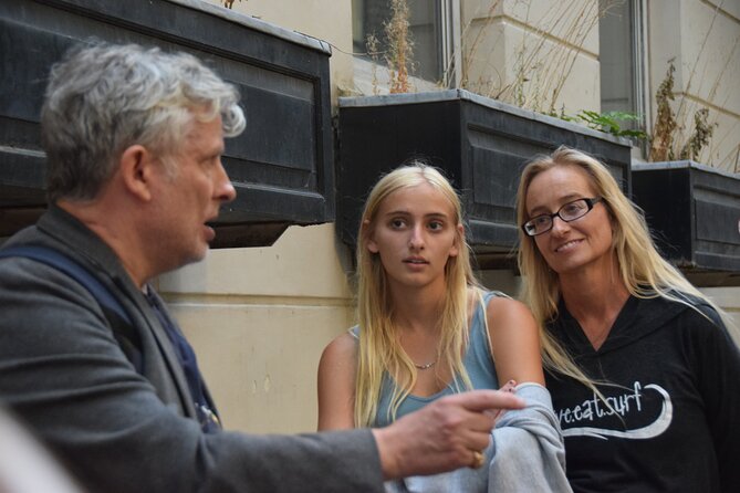 Serial Killers: The Blood and Tears London Walk Tour - The 7:00 pm timing and how the pacing fits a real schedule
