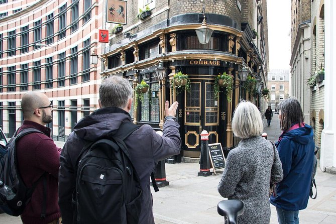 Shakespeare in the City Walk - In Shakespeare's footsteps North of the Thames - The guide factor: Declan performs the words, not just explains them