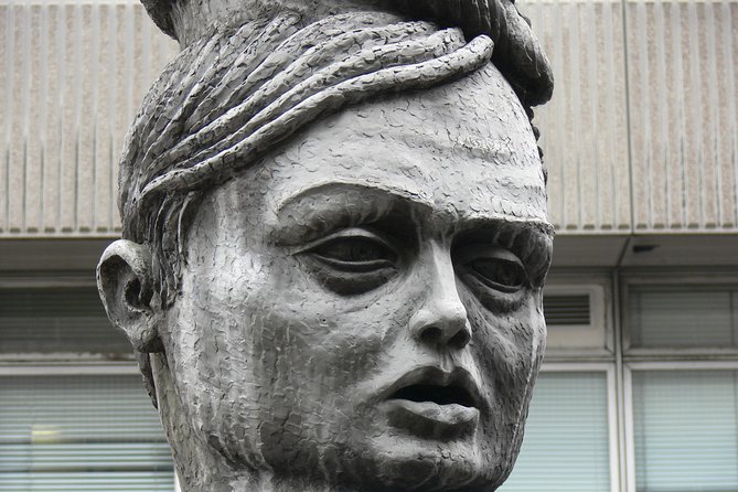 Shakespeare in the City Walk - In Shakespeare's footsteps North of the Thames - What to expect on the ground: walking pace and comfort
