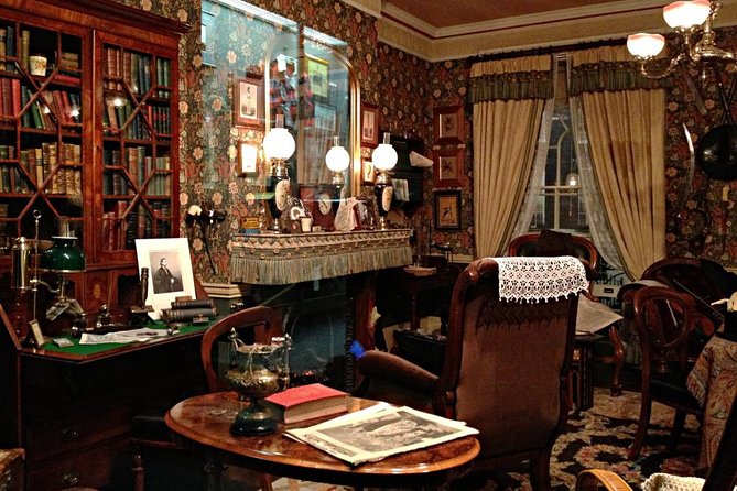 Sherlock Holmes Museum & See London's Top Sights Walking Tour - Borough Market and London Bridge: food energy and skyline views