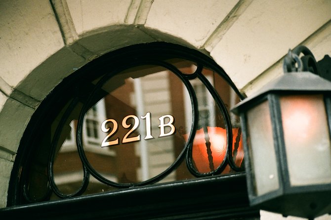 Sherlock Holmes Old London - Very Small Group Walking Tour - Why this Sherlock Holmes Old London tour feels different