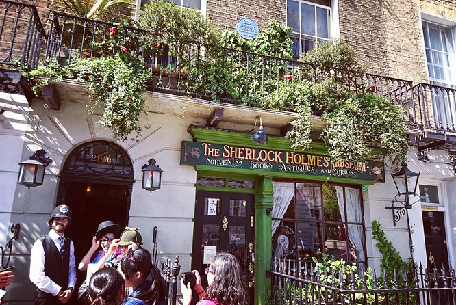 Sherlock Holmes Old London - Very Small Group Walking Tour - Simpson’s in the Strand, and yes, Sherlock liked the food