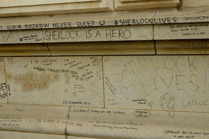 Sherlock Holmes Private Guided Tour - BBC Series & Traditional Locations - Soho and the BBC Dinner Chase: Real Streets, Movie Energy