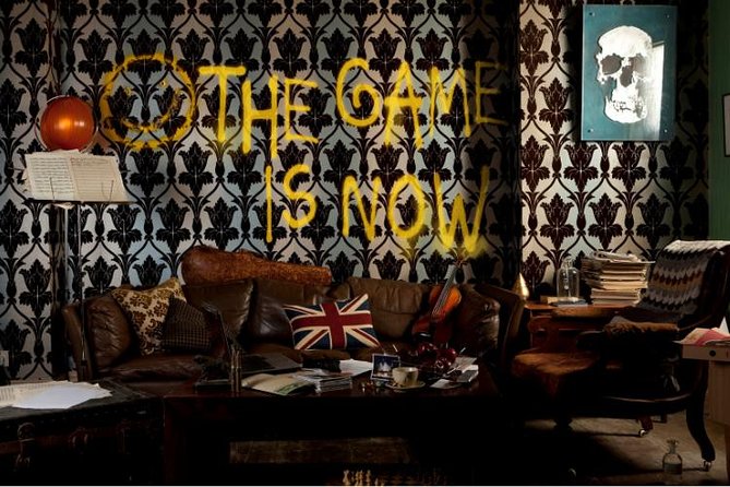 Sherlock: The Official Live Game - Group size and privacy rules that affect your experience