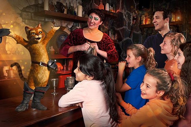 Shrek's Adventure! London Entrance Ticket - Character moments: Fiona, Puss in Boots, and the comedy style