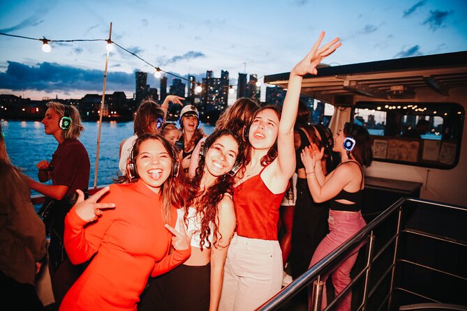 Silent Disco London Thames Boat Party - The 7:00 pm Thames route, from Tower Bridge to HMS Belfast