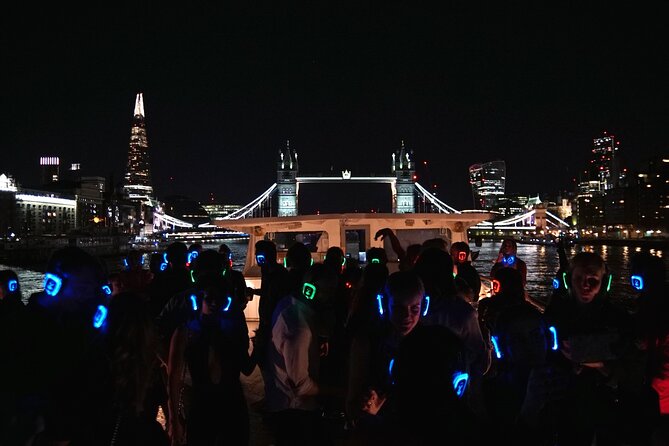 Silent Disco London Thames Boat Party - Music variety, DJ energy, and what to expect from the silent disco vibe