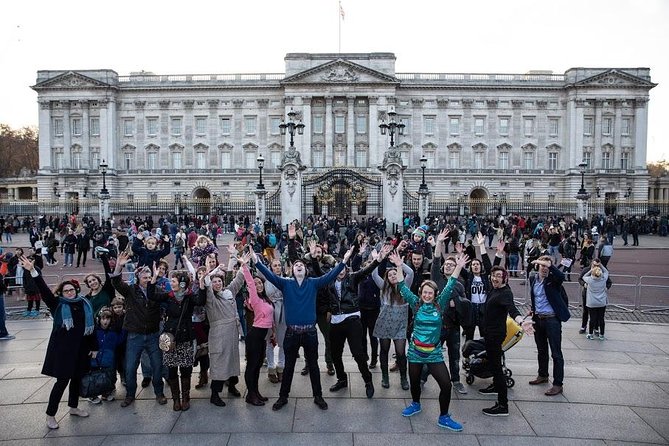 Silent Disco Walking Tours West End Boogie Shoes - Guides and energy: the West End boogie factor