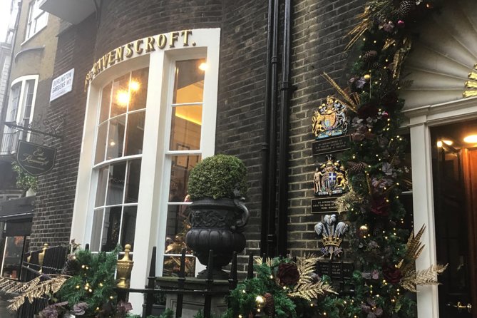 Sir Winston Churchill Private Walking Tour & War Rooms - Piccadilly, Eros, and the West End Warm-Up