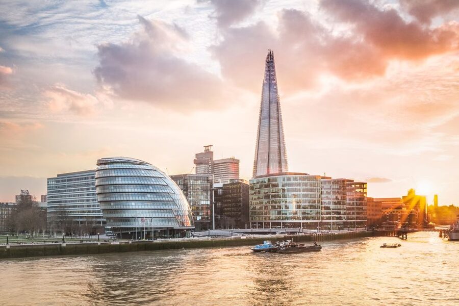 Skip-the-line View from The Shard & Private Tour of London - Tower Hill Memorial: the route starts with 20th-century London
