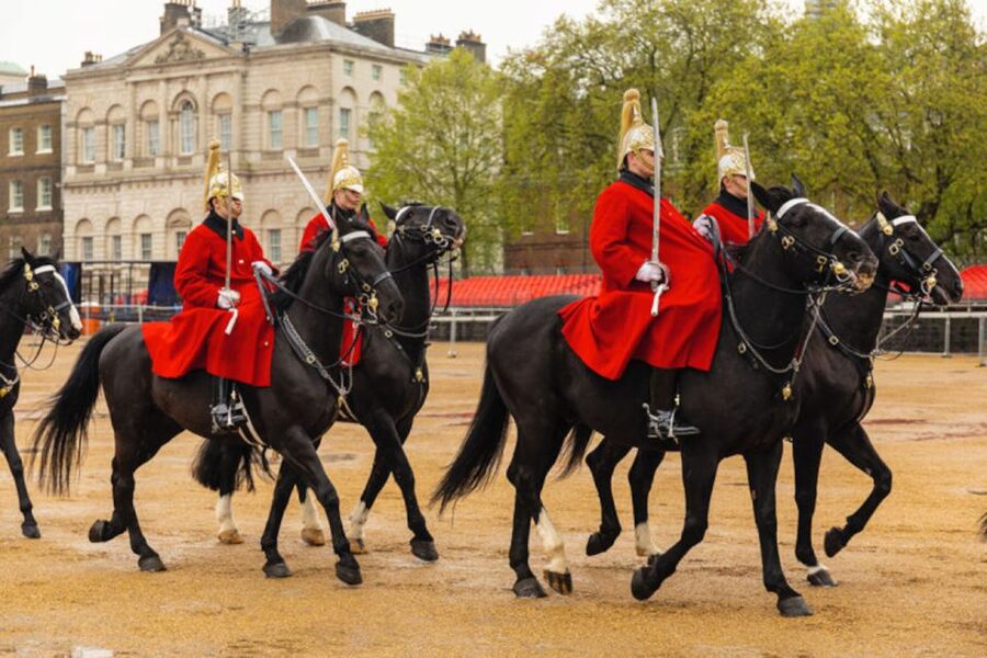 Skip the line Westminster Abbey & Guard Change Ceremonies - Price and value: what you are really paying for at about $119.88
