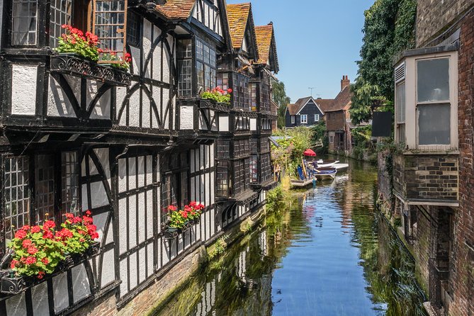 Small Group Canterbury, Dover Castle, Cliffs & Villages Day Tour - Chilham Village: a Kent village square you can actually enjoy