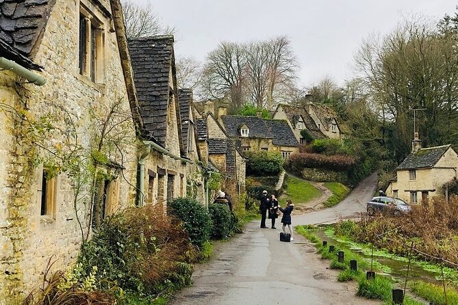 Small-Group Cotswolds Tour (From London) - Bourton-on-the-Water for lunch: why the longer stop feels worth it