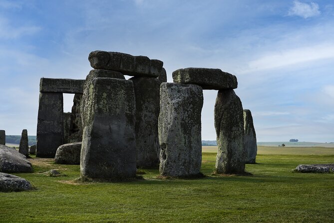 Small-Group Day Trip to Stonehenge, Bath and Windsor from London - Stonehenge first: how to get more from your roughly hour-plus visit