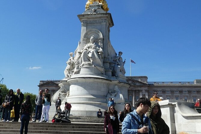 Small-Group London's Best Sights Walking Tour, Kids Join Free! - Price and value for a 5-hour London sights sprint