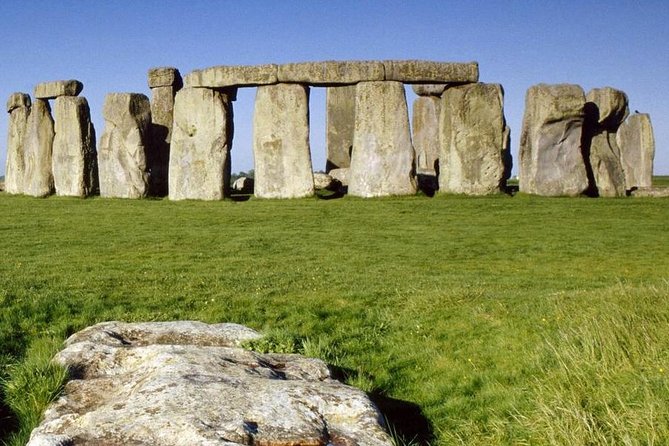Small-Group to Bath, Lacock, Avebury and Stonehenge from London - Getting out of London: the 7:30am start and the upside