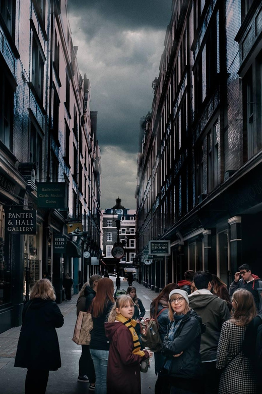 Spanish Language : Original Harry Potter Walking Tour - Borough Market and Southwark Cathedral, Where the Tour Finds Its Story