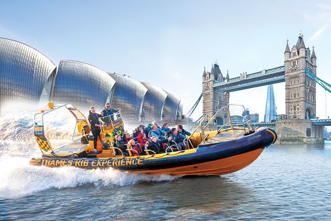 Speedboat 'Ultimate Tower Blast' from Tower Millennium Pier - 40 minutes - The first stretch: how the pace and views usually land
