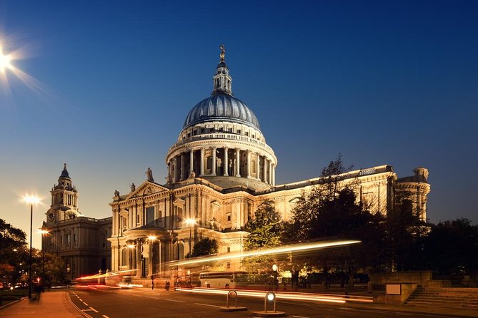 St Pauls Cathedral & See Over 30 Top London Sights Tour - Trafalgar Square, Whitehall, and Horse Guards: the photo line-up