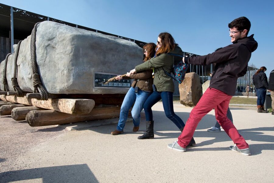 Stonehenge & Bath: Full-Day Coach Tour from London - Stonehenge: getting meaning from a place with no single answer