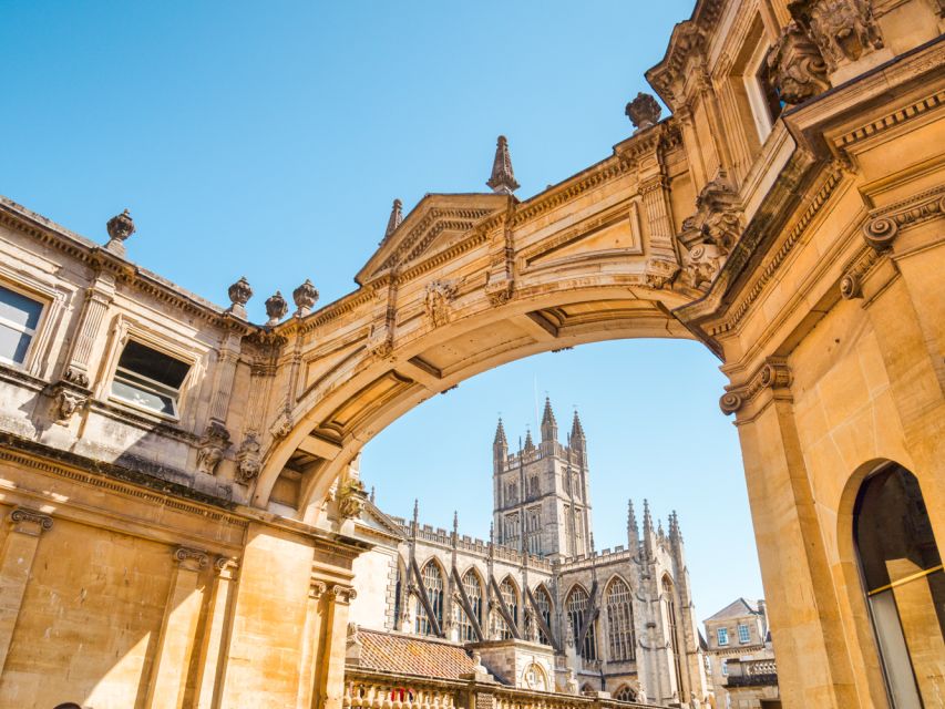 Stonehenge & Bath: Full-Day Coach Tour from London - Bath Abbey, the Roman Baths, and the Austen option: choosing your experience